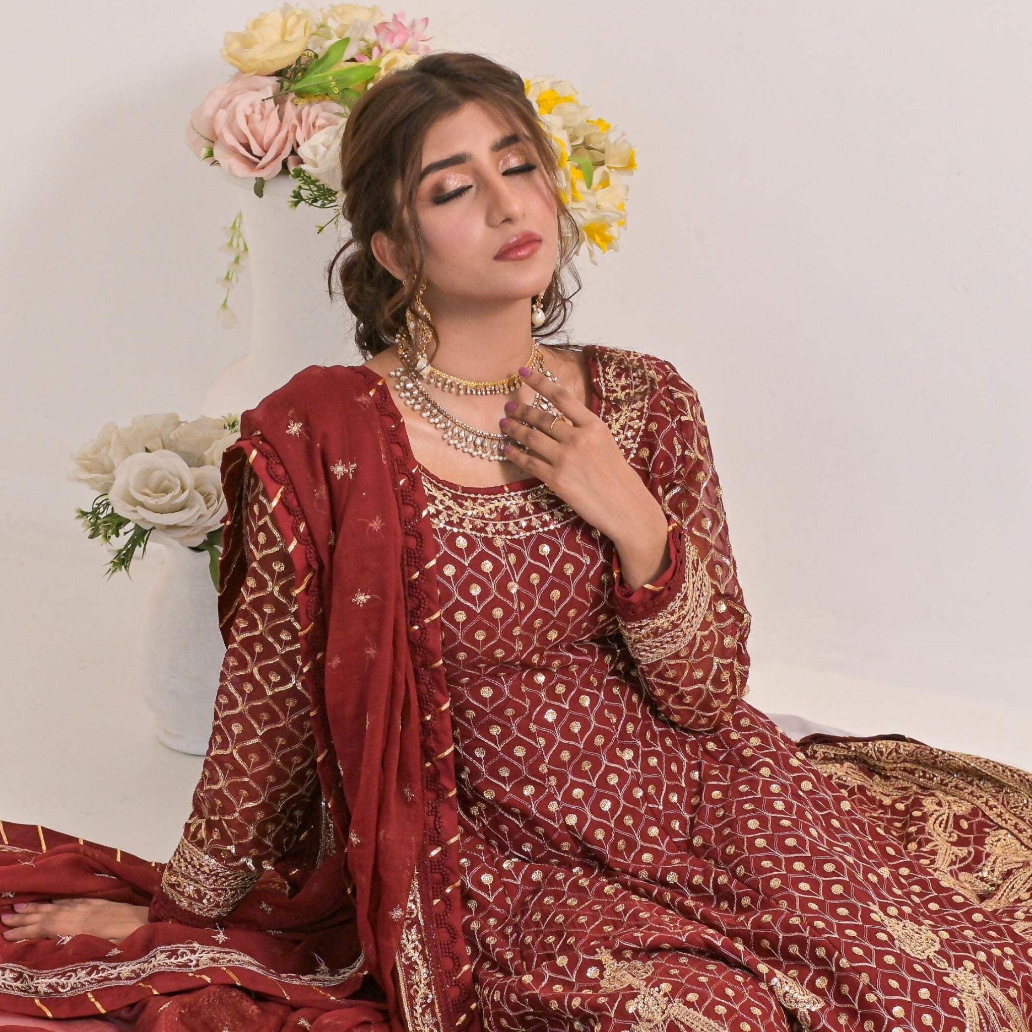 Dress Set, Elegant Maroon Chiffon Ensemble 3-Piece Set with Intricate Embroidery