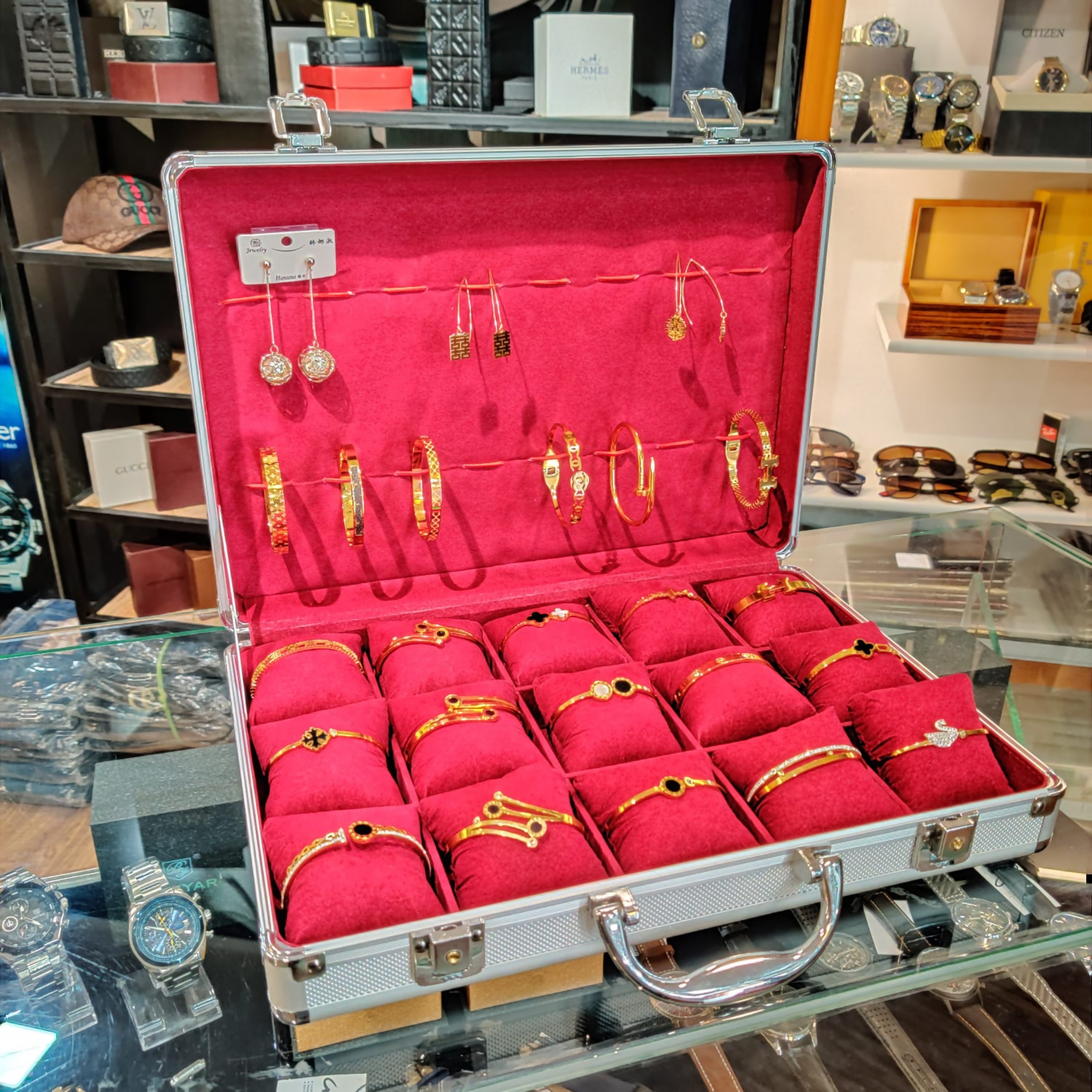 Cuff Bangle, High-Quality Designer Bracelet by Jewelry Kara, for Girls'