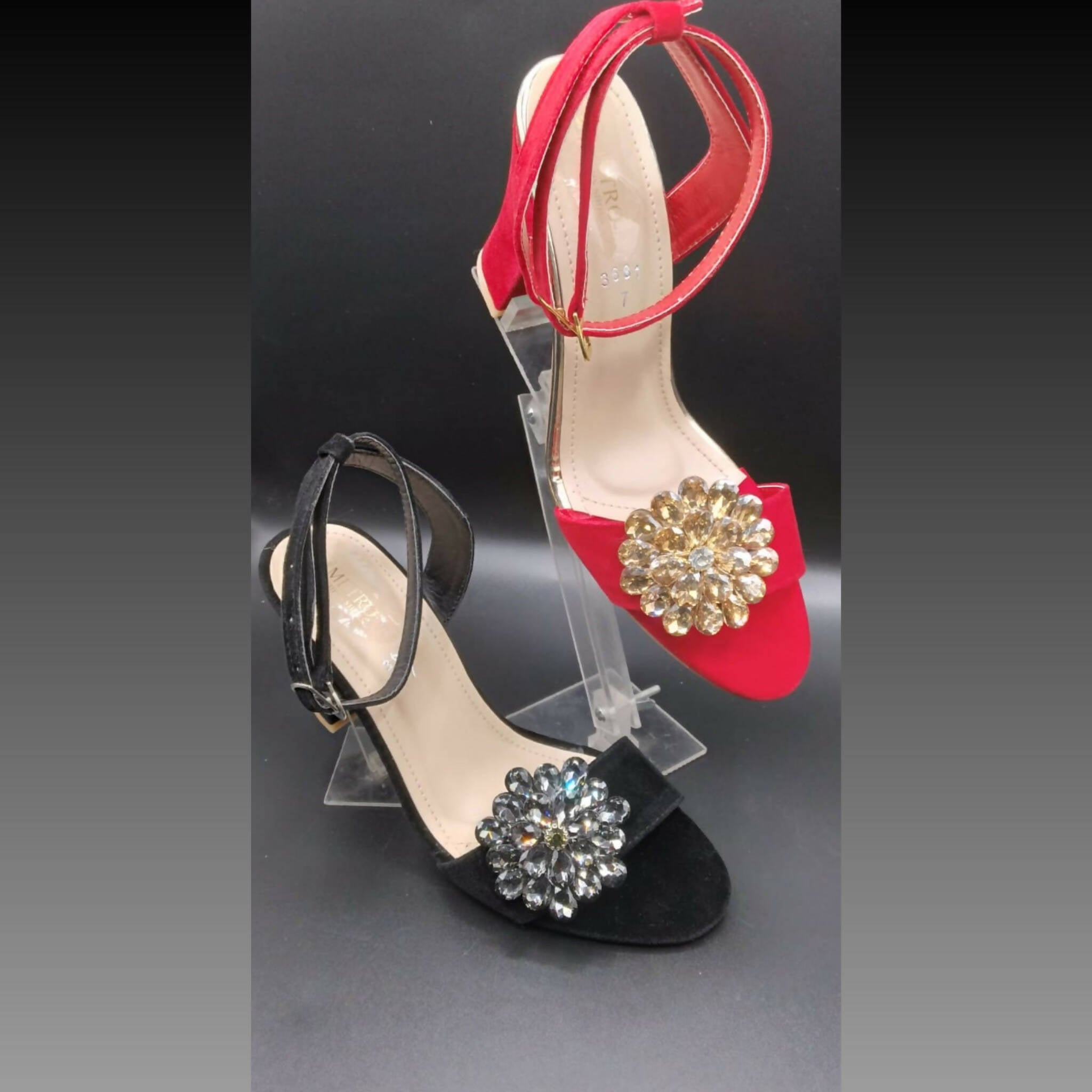 Sandals, Step Out in Confidence, for Ladies'