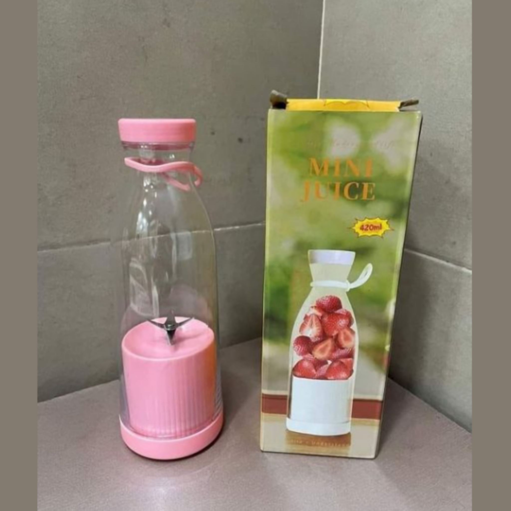 Jucier Bottle, Effortless Relaxation, Seamless Charging - Anytime, Anywhere!