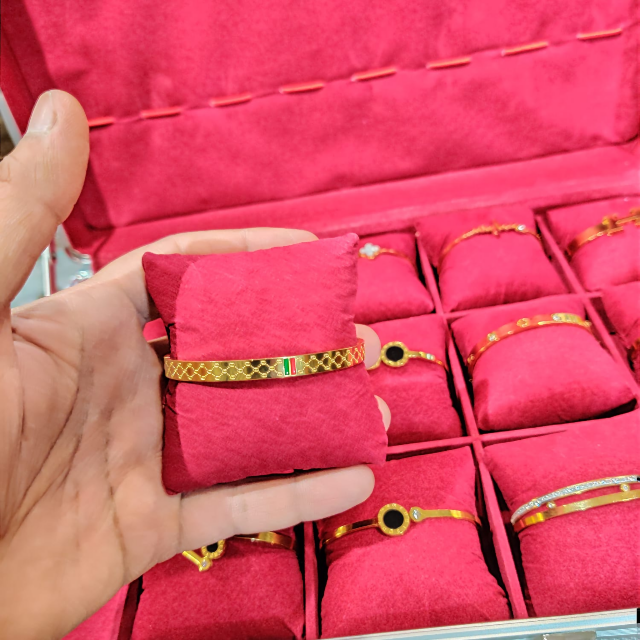 Cuff Bangle, High-Quality Designer Bracelet by Jewelry Kara, for Girls'