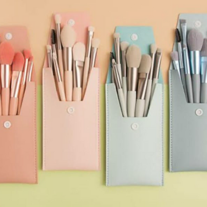 Pouch Makeup Brushes, Compact, Versatile & Professional Brushes