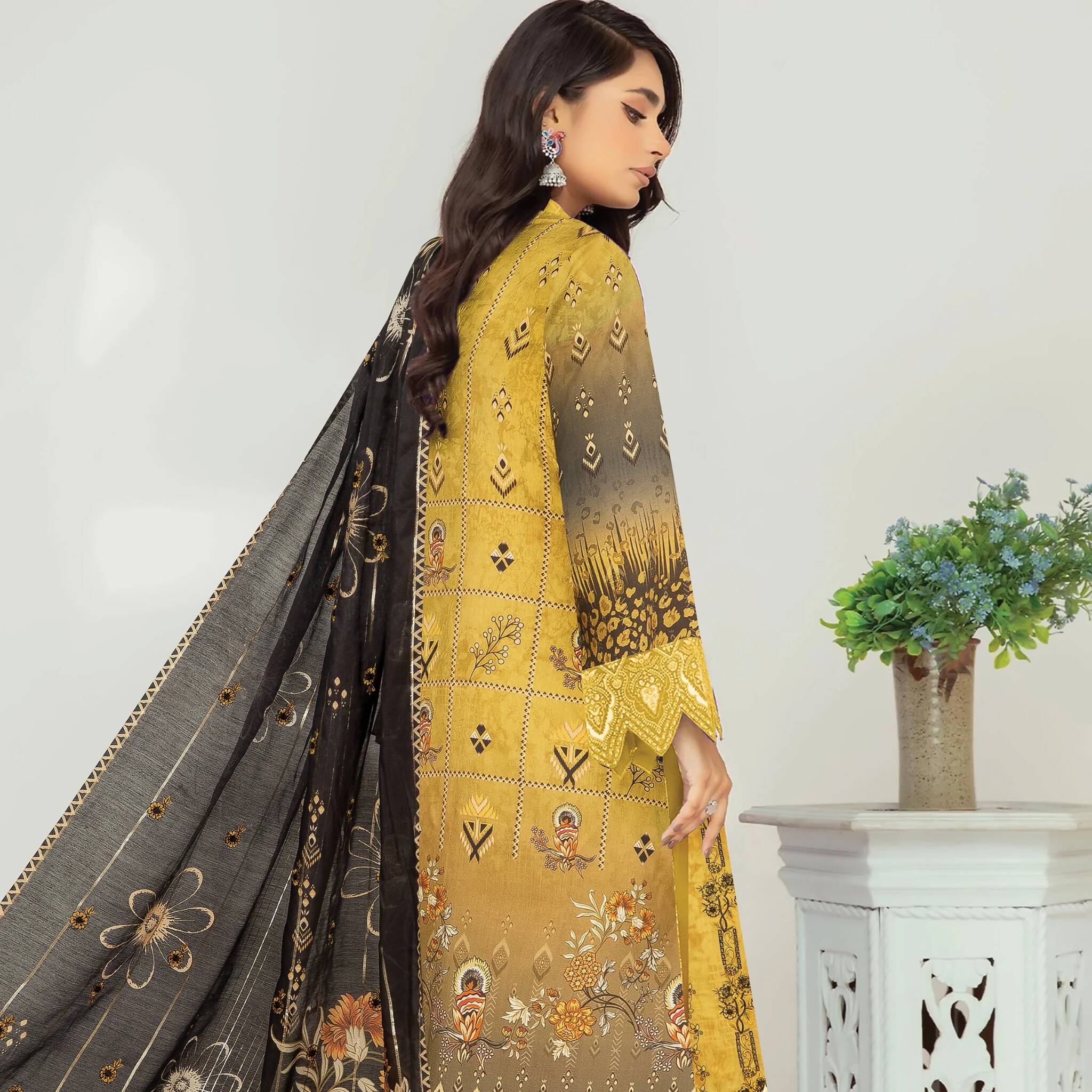 Women Unstitched Suit