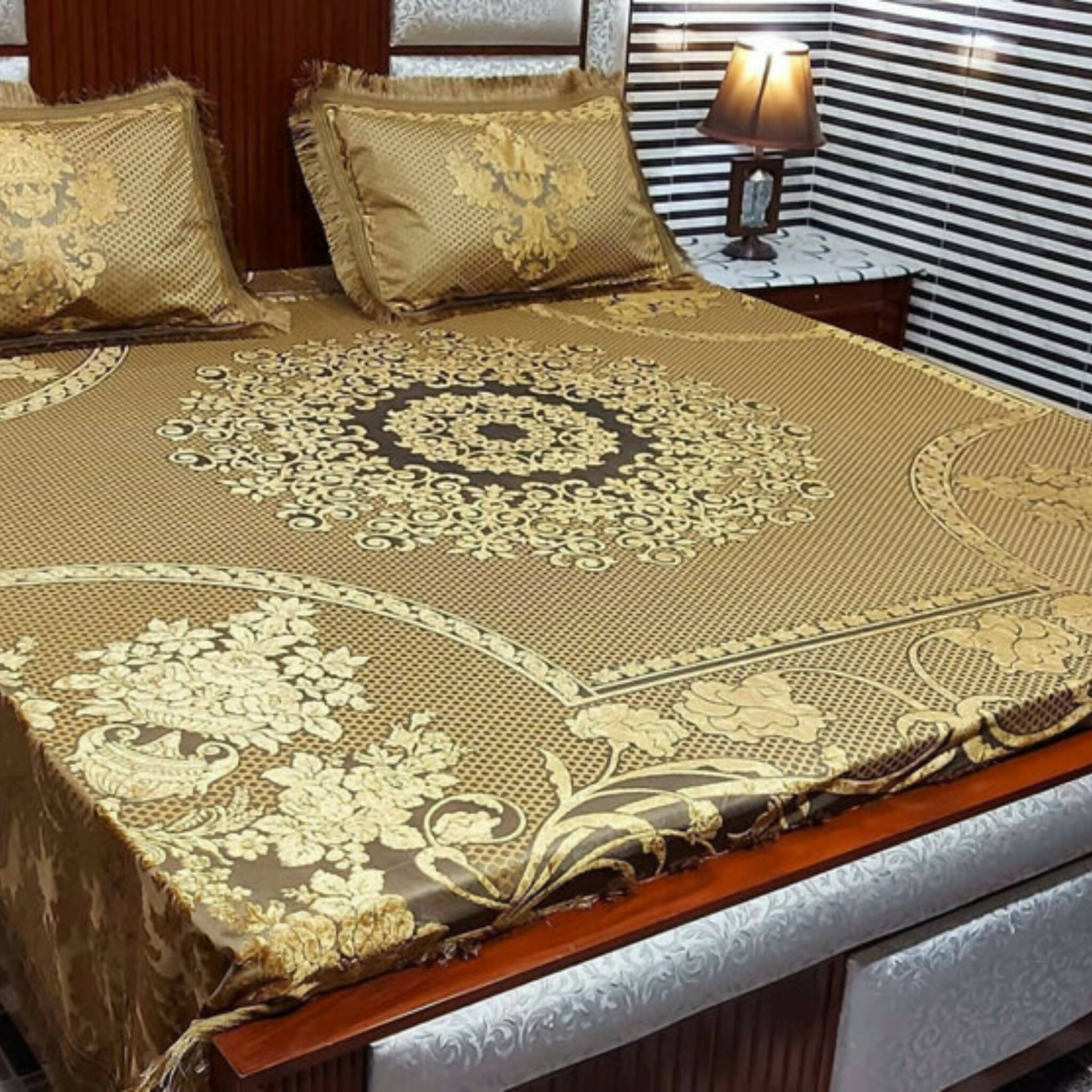 Bed Sheet, Luxurious Lace Plush Set by Amigo Home Textiles