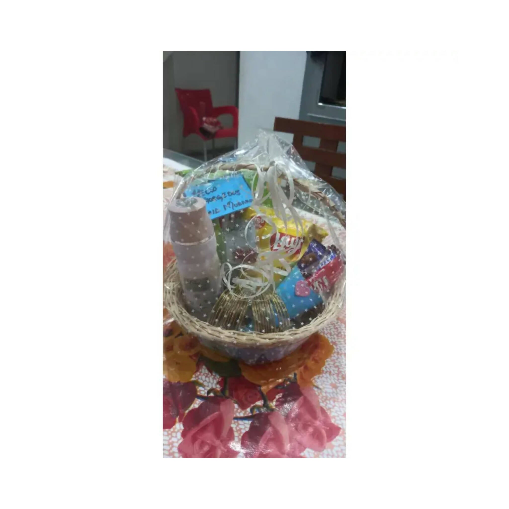 Gift Basket, Show Your Love That Delights The Senses!
