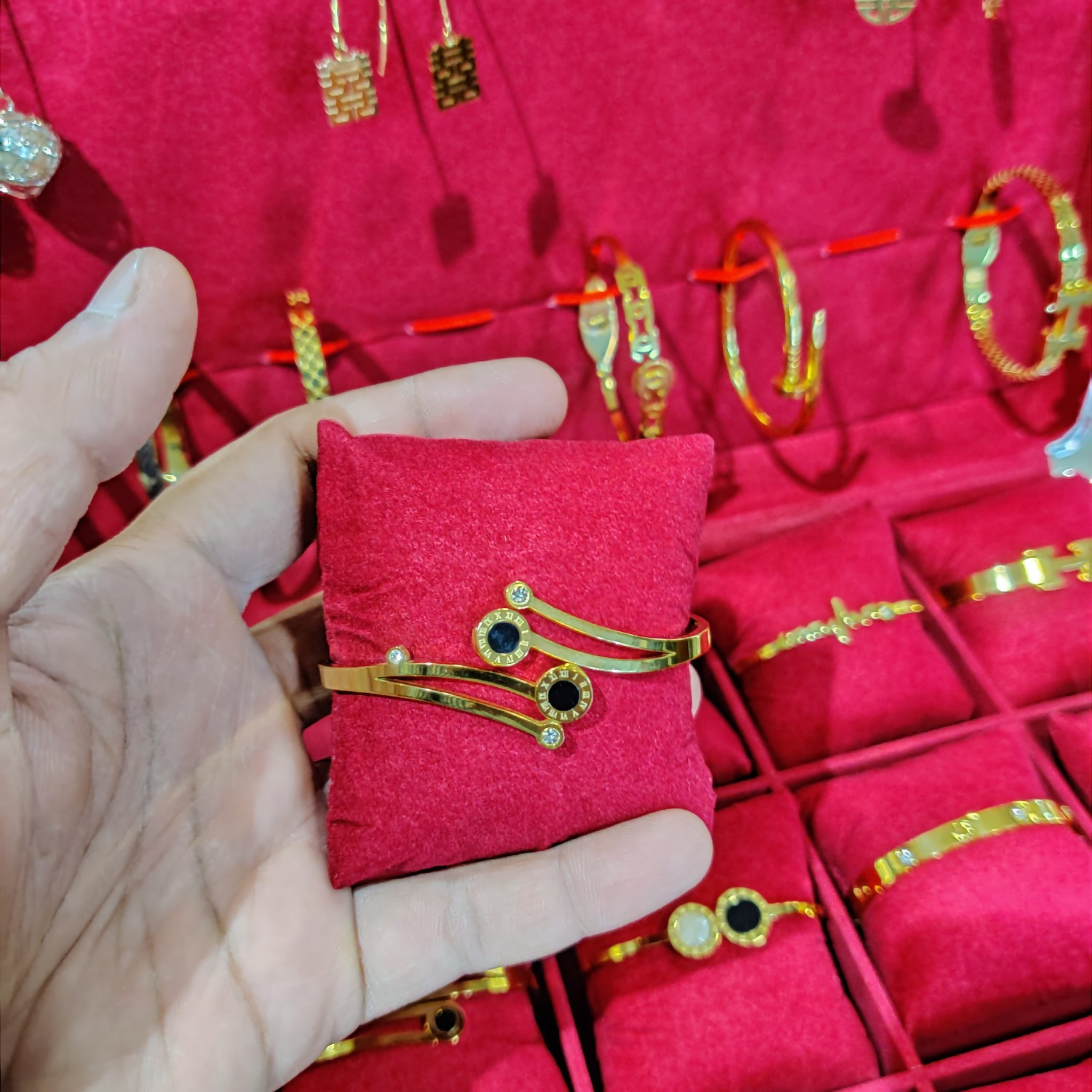 Cuff Bangle, High-Quality Designer Bracelet by Jewelry Kara, for Girls'