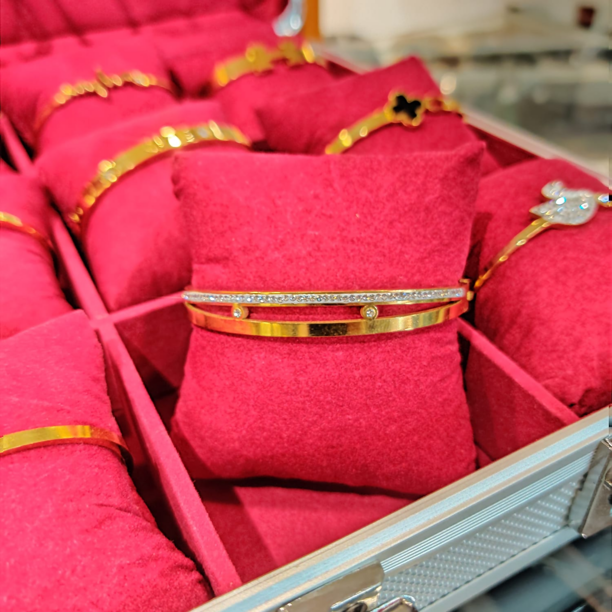 Cuff Bangle, High-Quality Designer Bracelet by Jewelry Kara, for Girls'